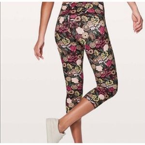 LULULEMON FLUROLACE CROP LEGGING FLORAL